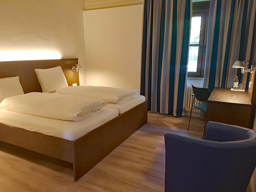 Hotel Tagungshaus Wernau Esterno foto