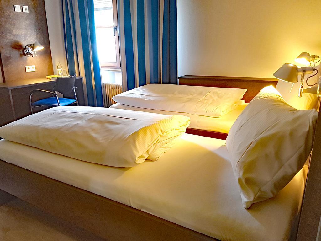 Hotel Tagungshaus Wernau Esterno foto