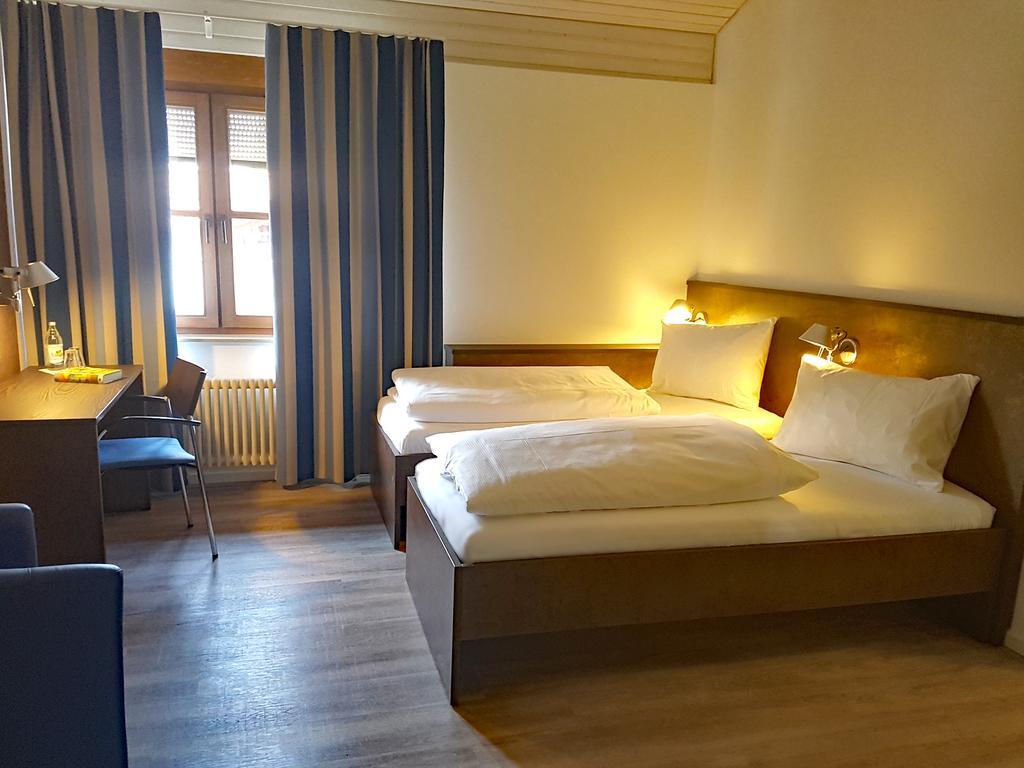 Hotel Tagungshaus Wernau Esterno foto